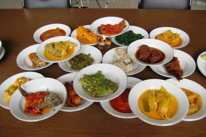 Mouthwatering Padang Dishes Legendary Delights with Rich Flavors