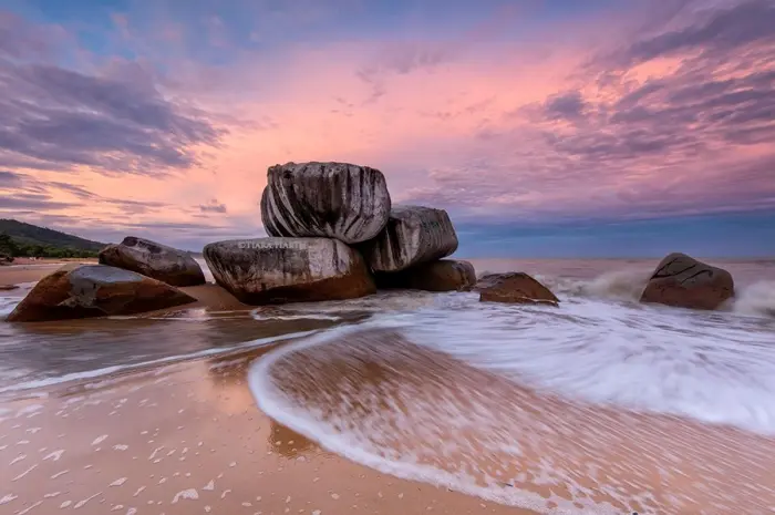 Pasir Panjang Beach Singkawang A Tourist Destination Offering Peaceful Seas and Natural Beauty